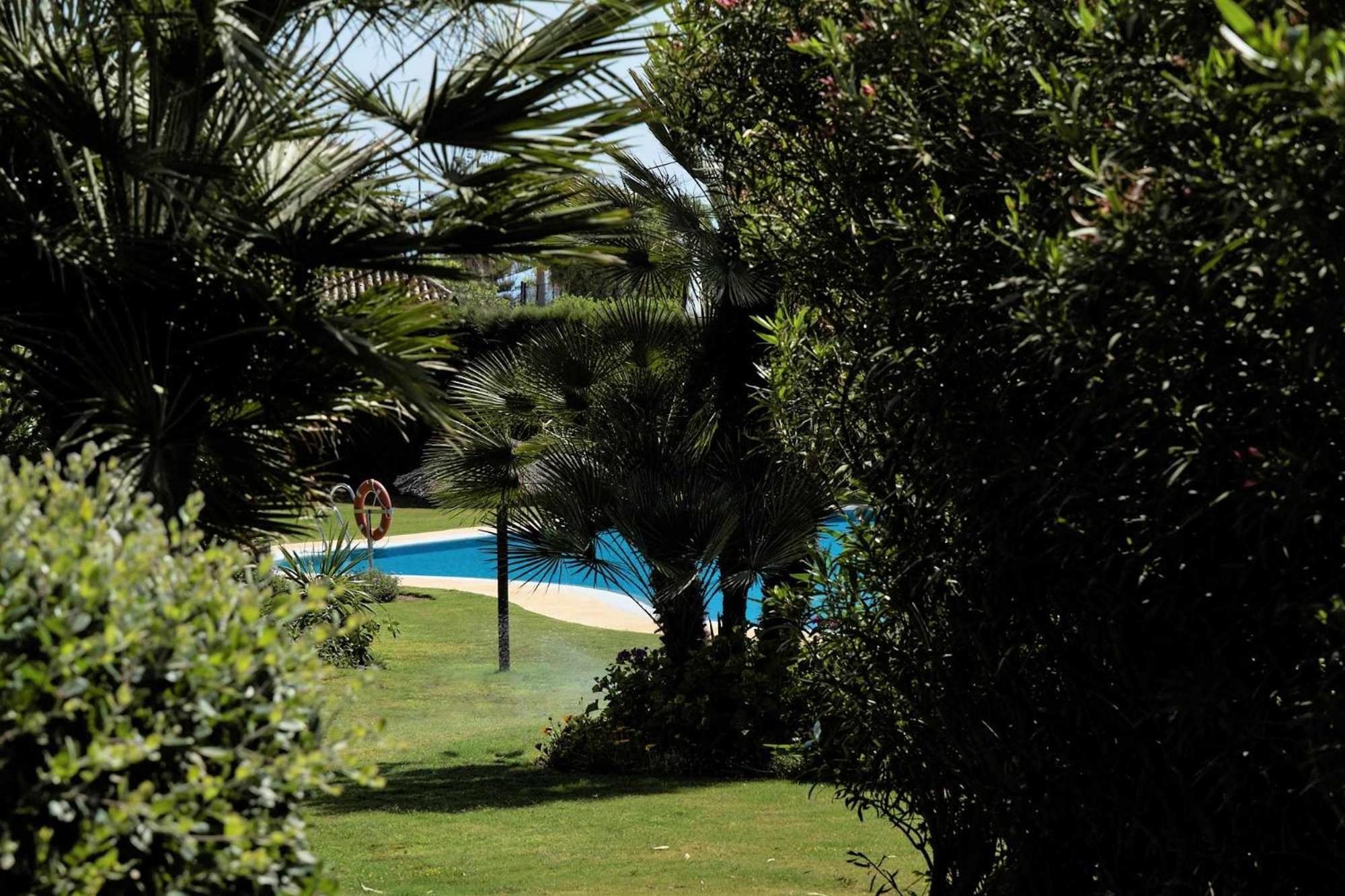 Bougainvillea Bay Estepona Exterior photo